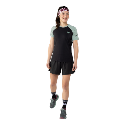 DYNAFIT ALPINE PRO W S/S TEE - JUOKSUPAITA