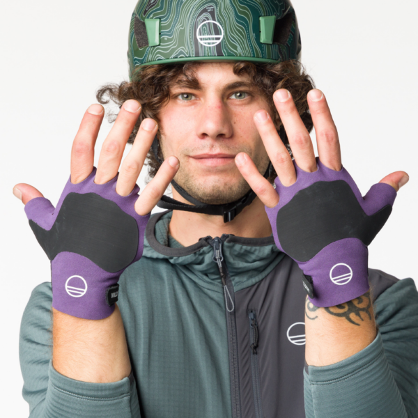 Crack Gloves - Image 8